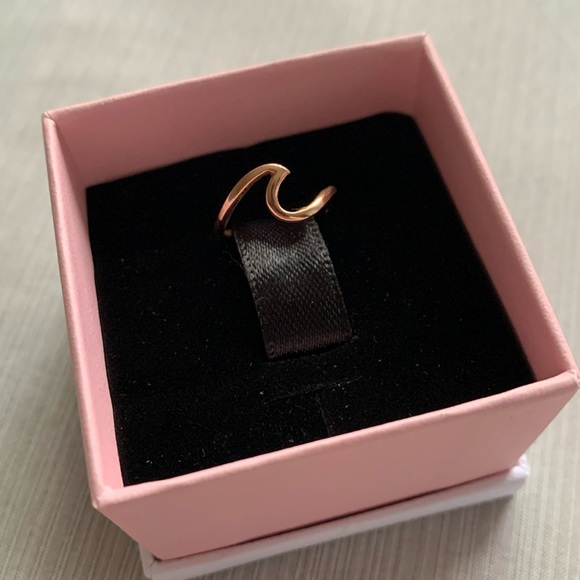 Pura Vida Jewelry - Pura Vida Wave Toe Ring (adjustable) in Rose Gold